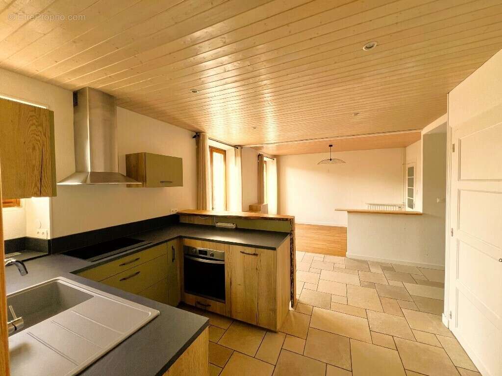 Appartement à AIX-LES-BAINS