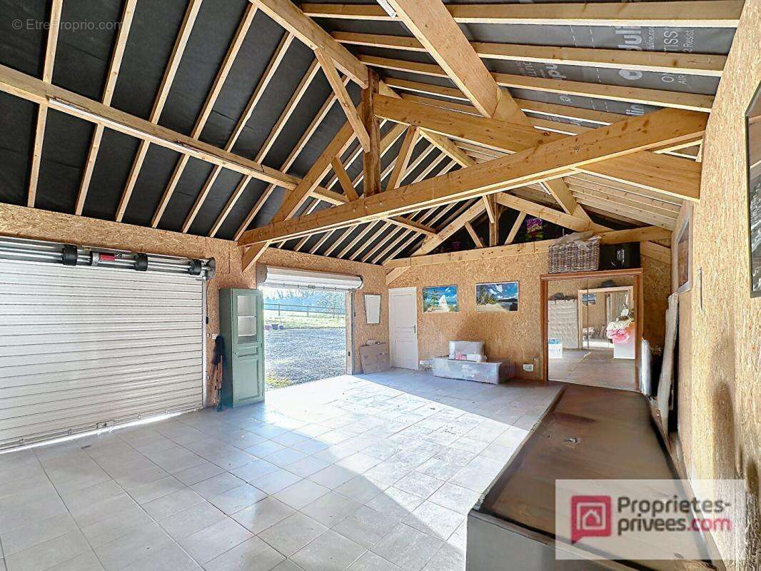 Maison de plain-pied rénovée avec suite parentale, spa de nage et vue sur les chevaux ? À 15 min de Deauville - photo 7