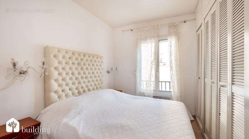 Appartement à LEVALLOIS-PERRET