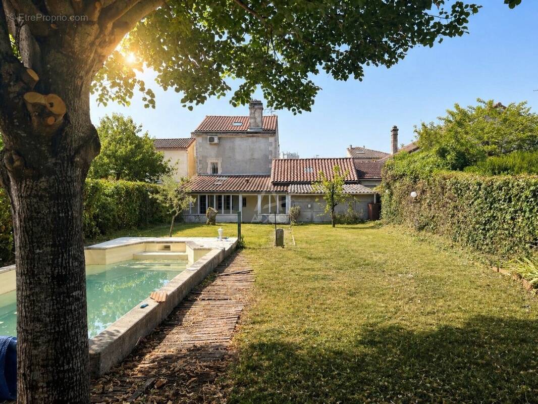 Maison à ANGOULEME