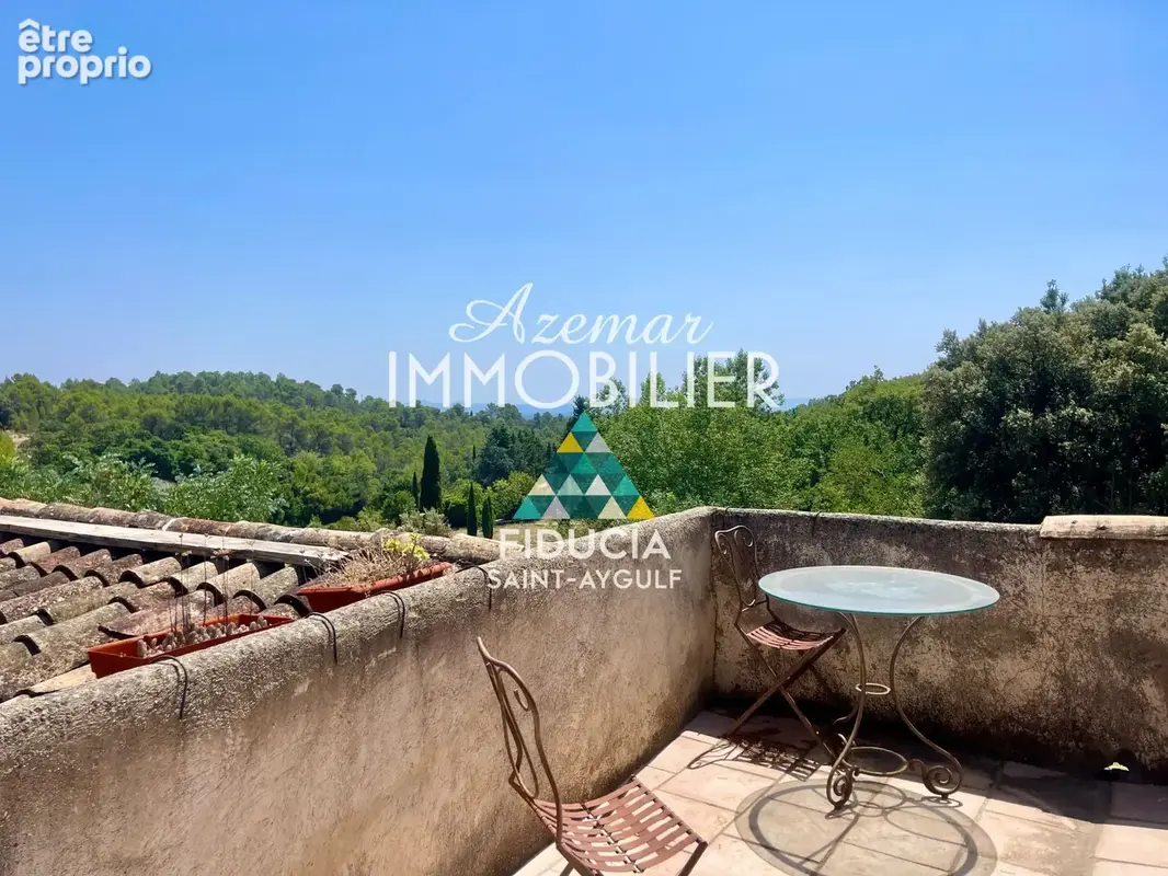 Propriete en pierre restauree 322m2 - photo 11