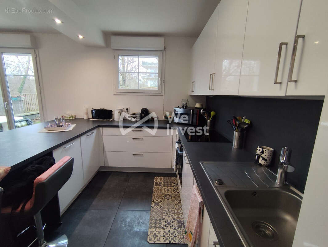 Appartement 71 m² à Savigny-Le-Temple  - photo 5