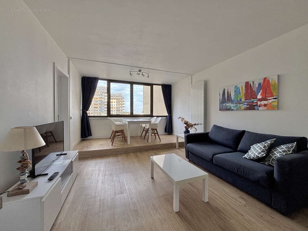 Appartement à COURSEULLES-SUR-MER