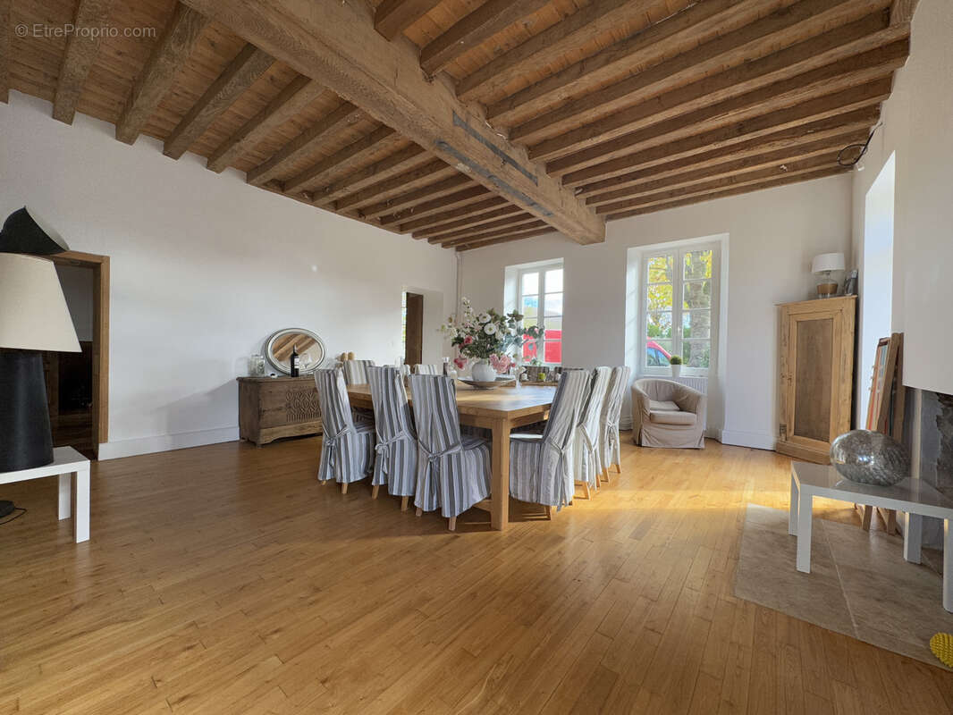 Maison à CHAVENON
