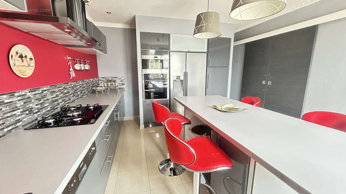 Maison à PONT-DU-CHATEAU