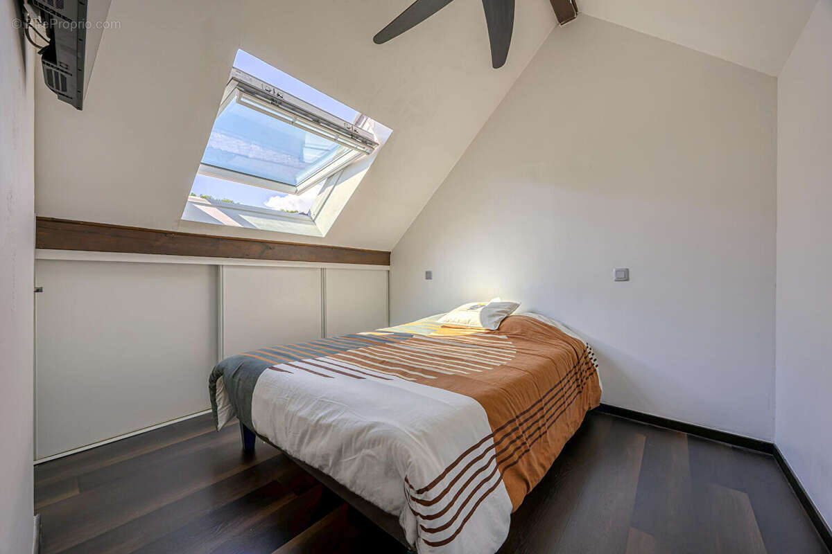 Appartement à POISY