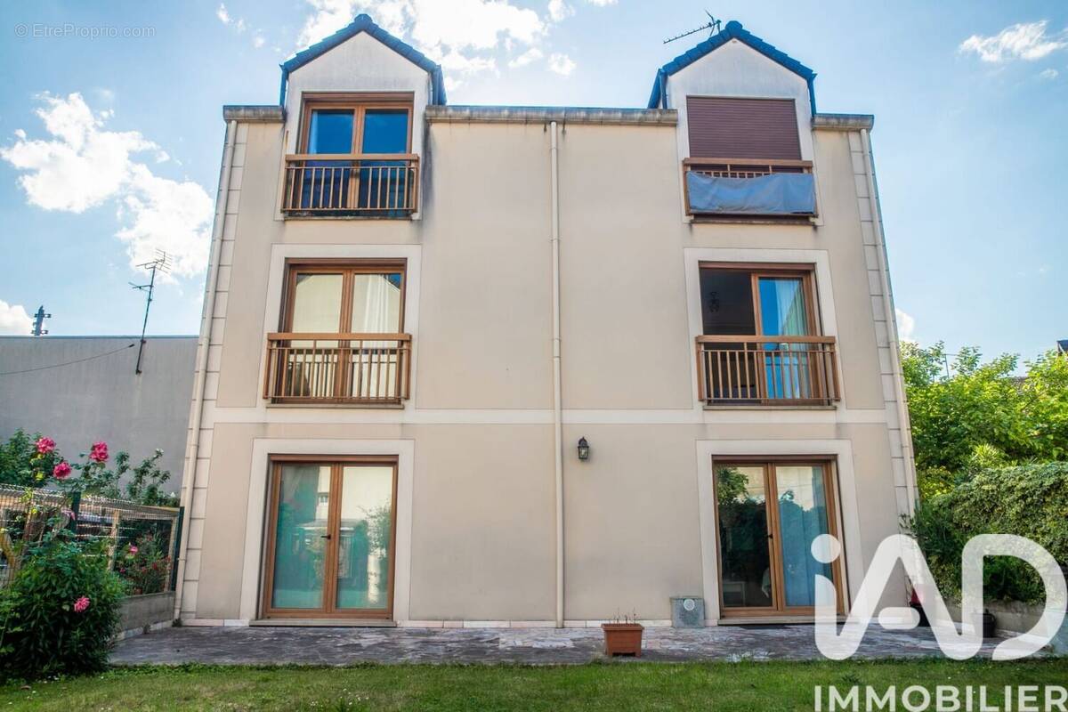 Photo 1 - Appartement à STAINS