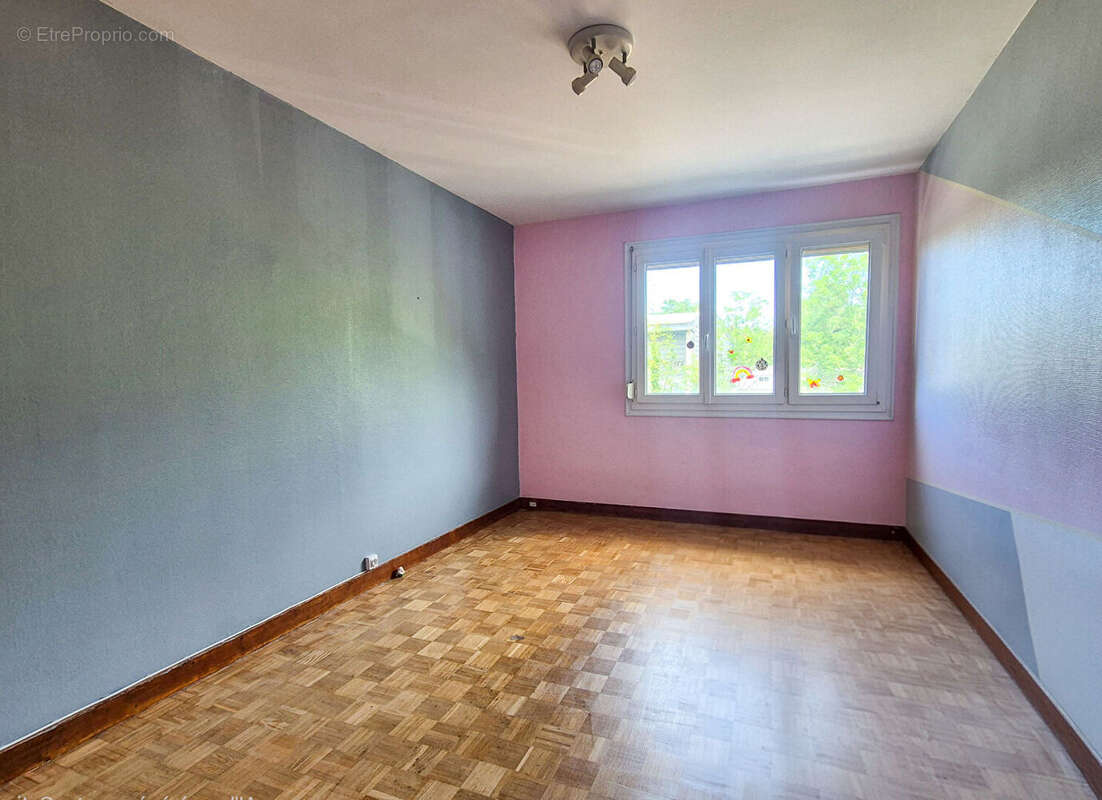 Pringy_Appartement 5 pièces 108 m² avec balcon cave et parking - photo 12