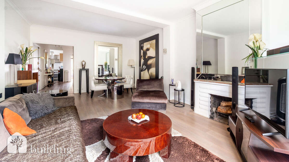 Appartement à NEUILLY-SUR-SEINE