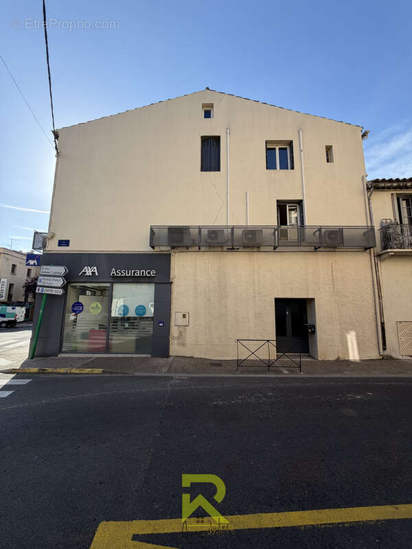Commerce à LEZIGNAN-CORBIERES