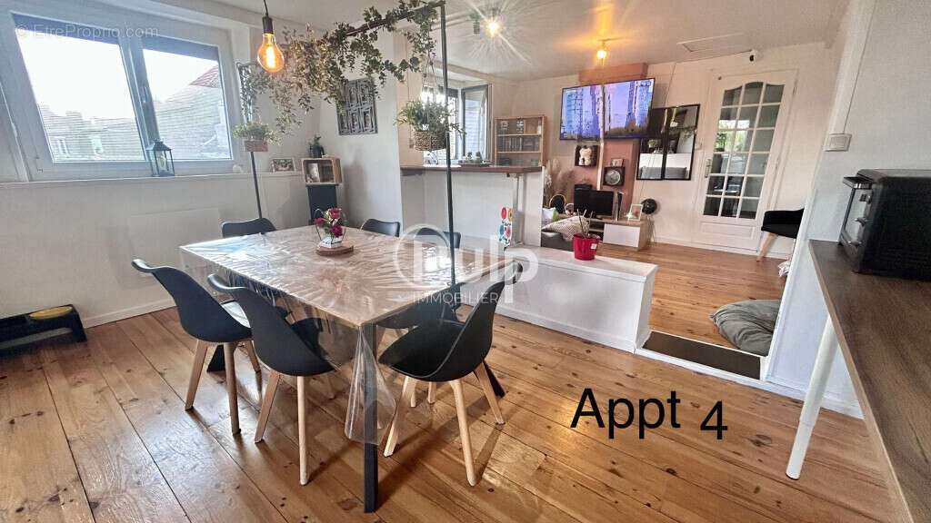 Appartement à COURRIERES