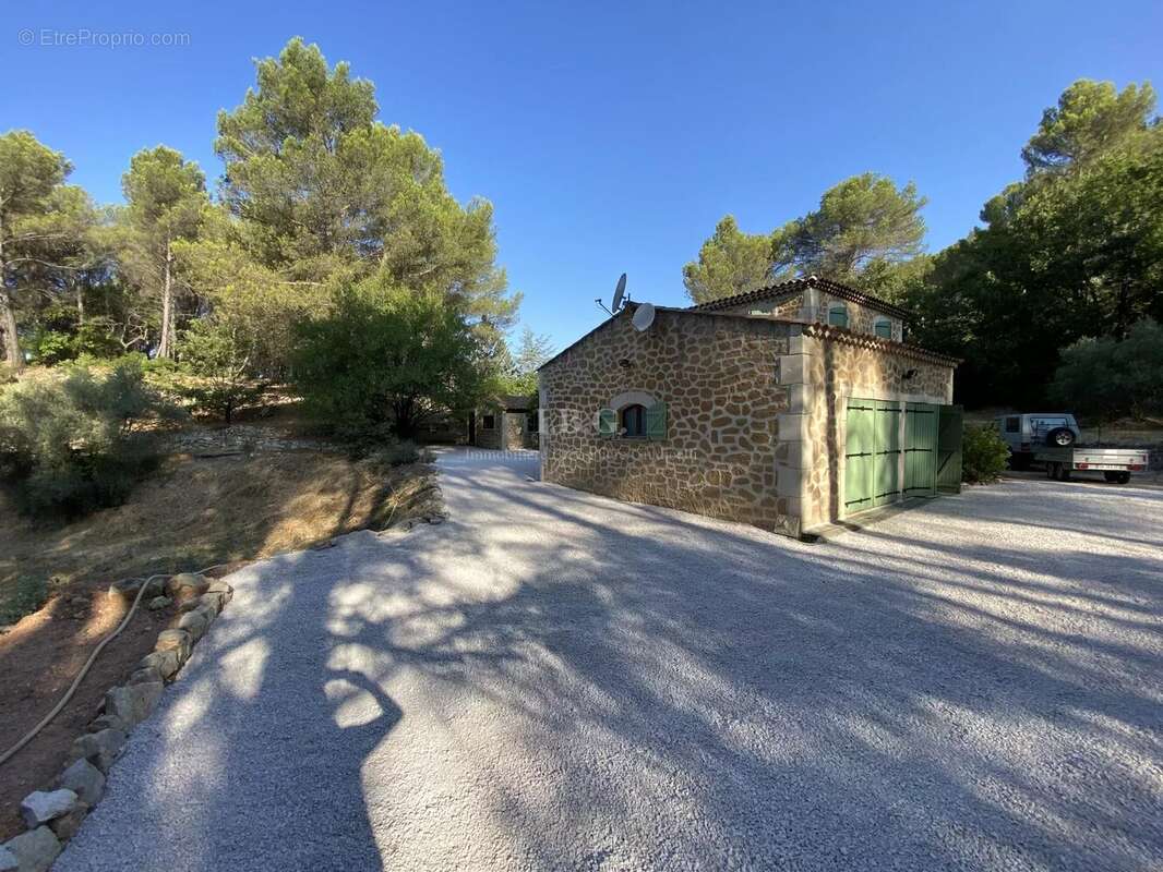 Maison à LA BOUILLADISSE