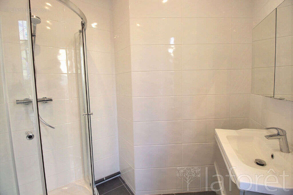 Appartement à SURESNES