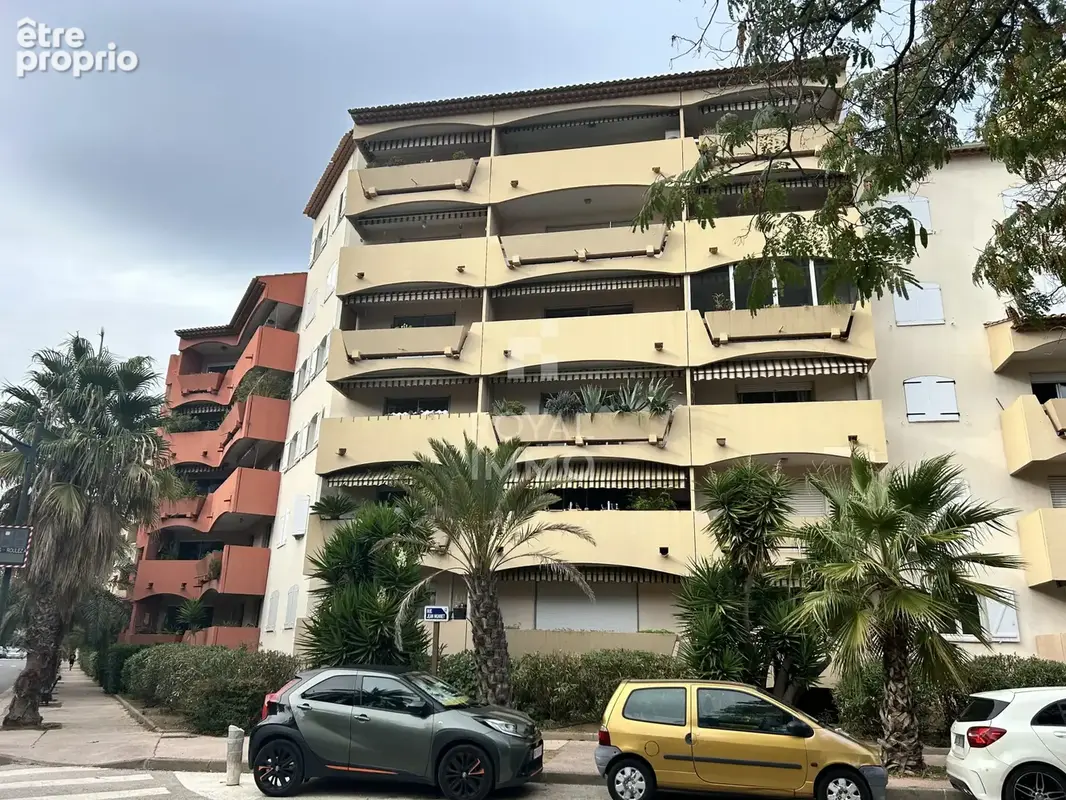 Photo Appartement à Hyeres au prix de 304 000€