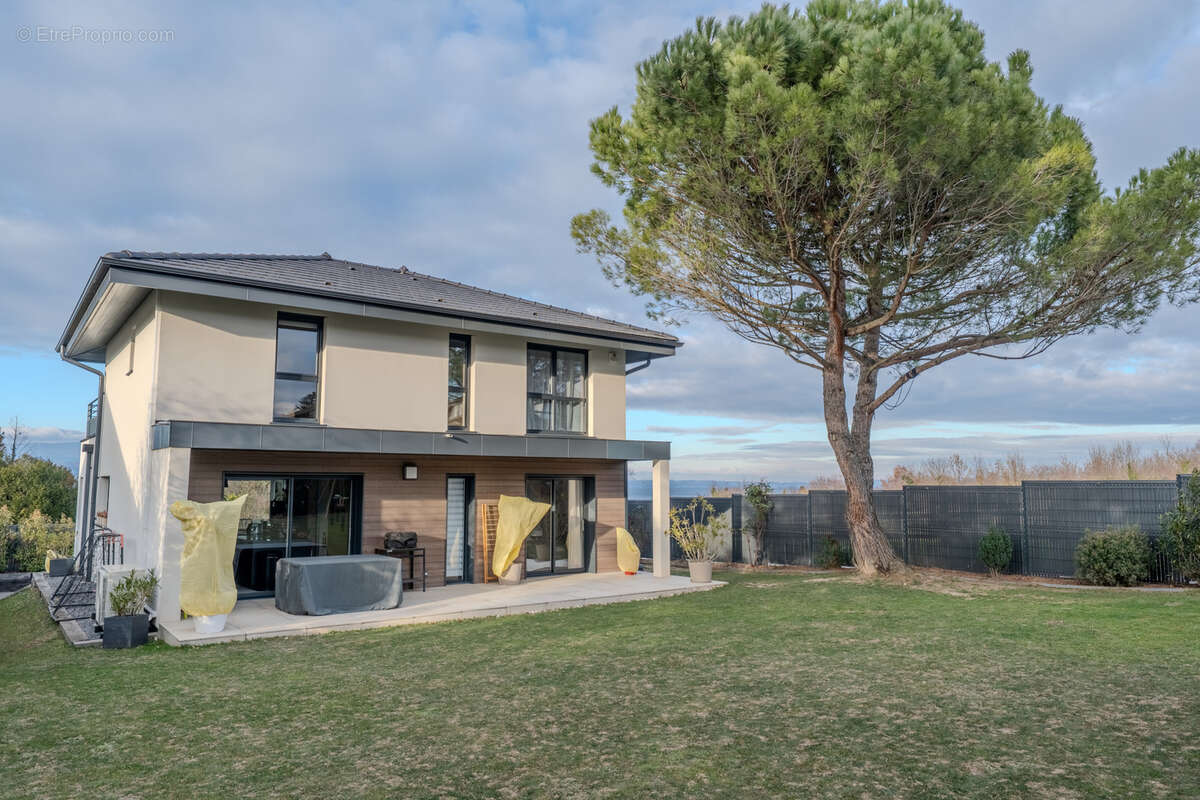 Maison à ANTHY-SUR-LEMAN