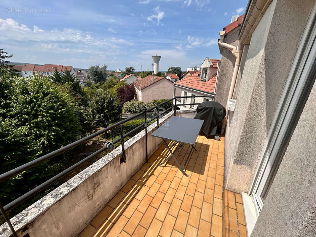 Appartement à CARRIERES-SOUS-POISSY