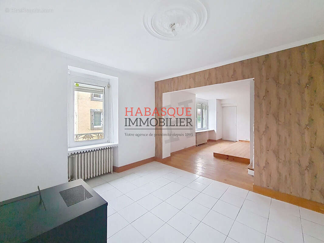 Maison à PLOUZEVEDE