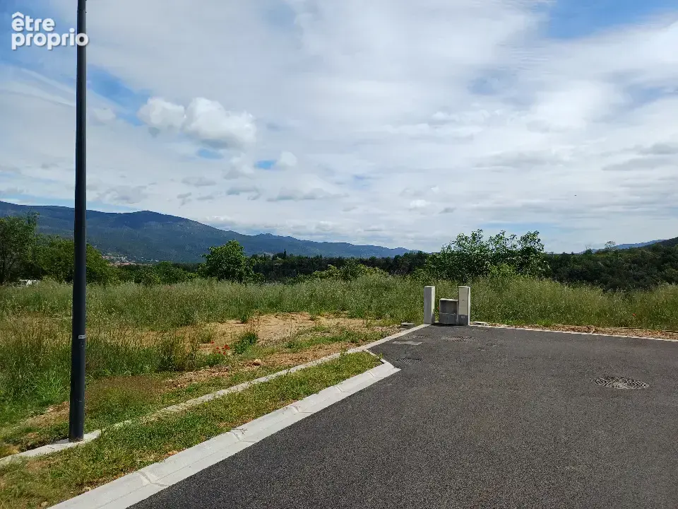 Terrain à RIA-SIRACH