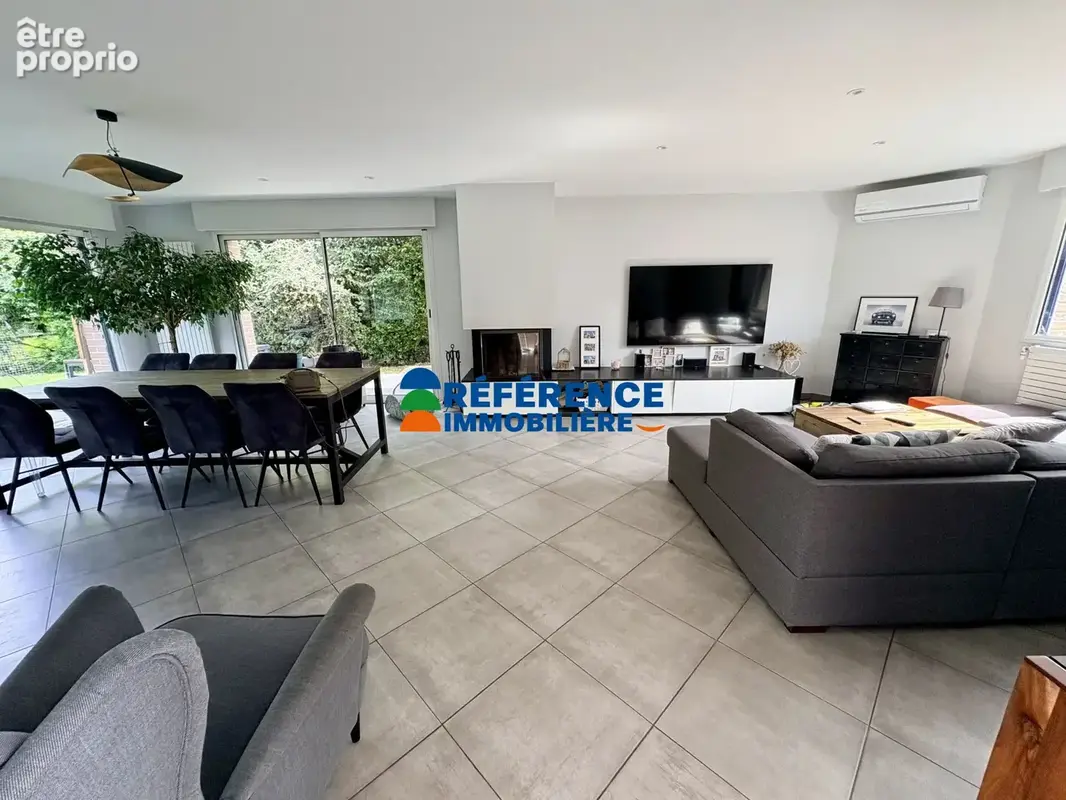 Maison 5 pièces 192 m² à vendre à Perenchies (59840) - photo 2