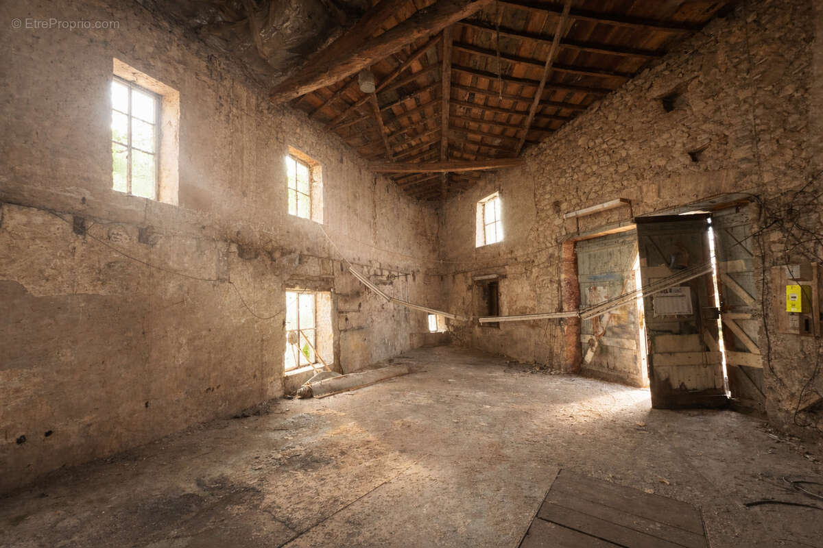 Maison à LUPE