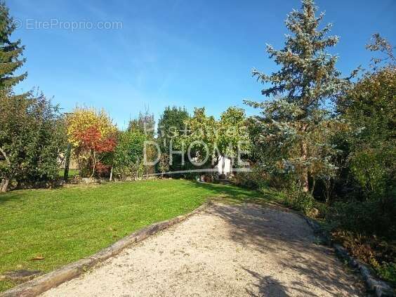 Maison à ROZAY-EN-BRIE