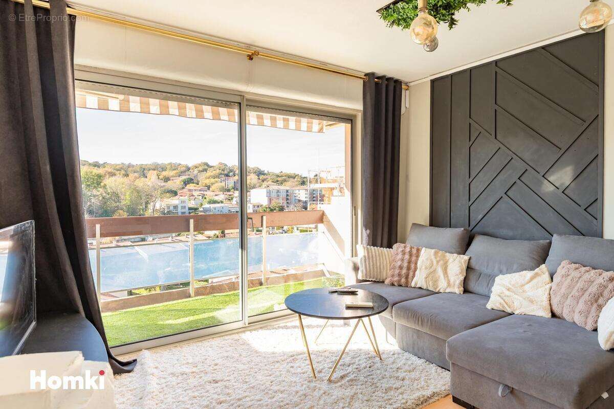 Appartement à RAMONVILLE-SAINT-AGNE