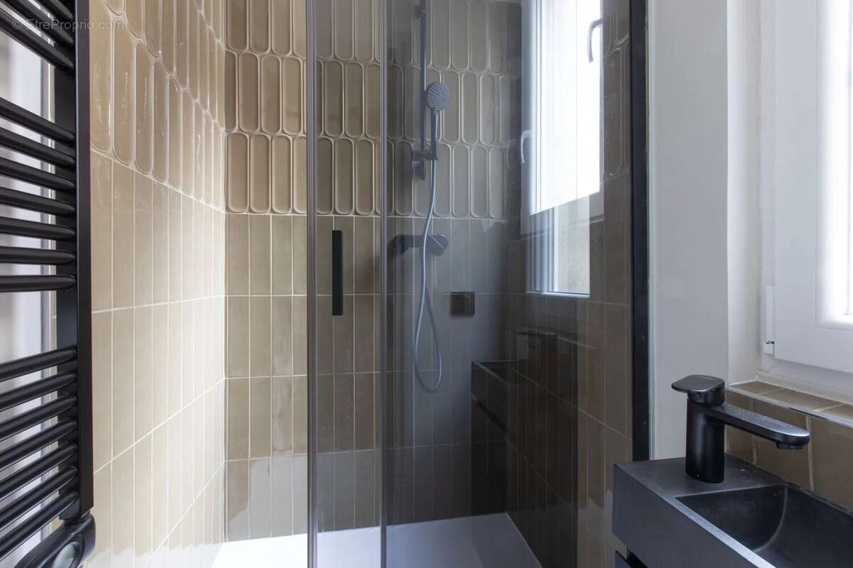 Appartement à PARIS-7E