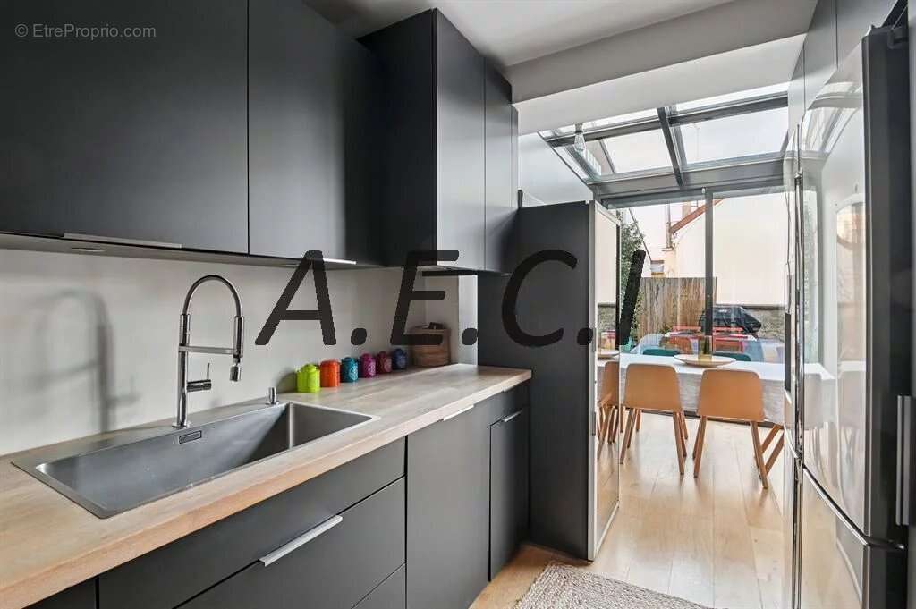 Appartement à BOIS-COLOMBES