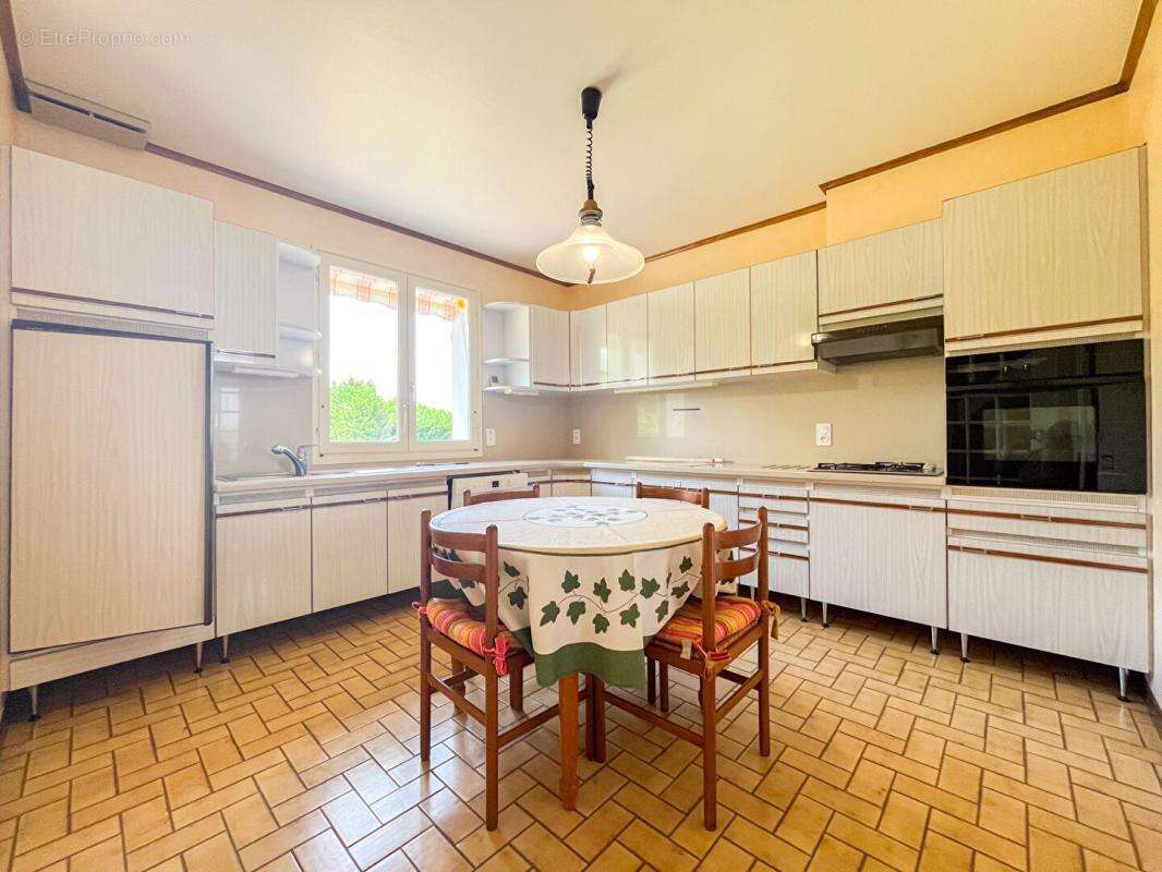 Maison Courmemin 8 pièce(s) 173.06 m2 - photo 4