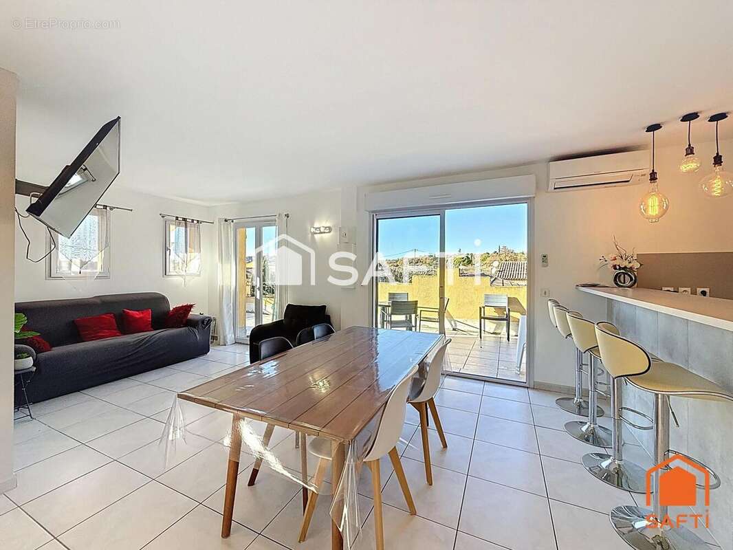 Photo 3 - Appartement à REGUSSE