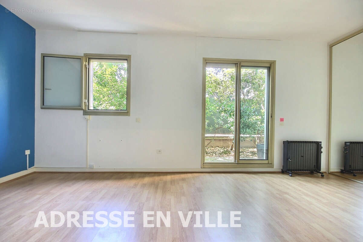 Appartement à LEVALLOIS-PERRET