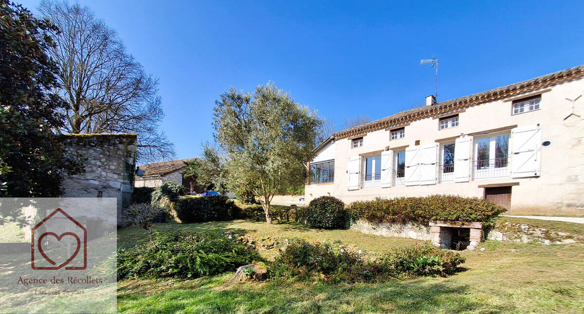 Maison à CASTELSAGRAT