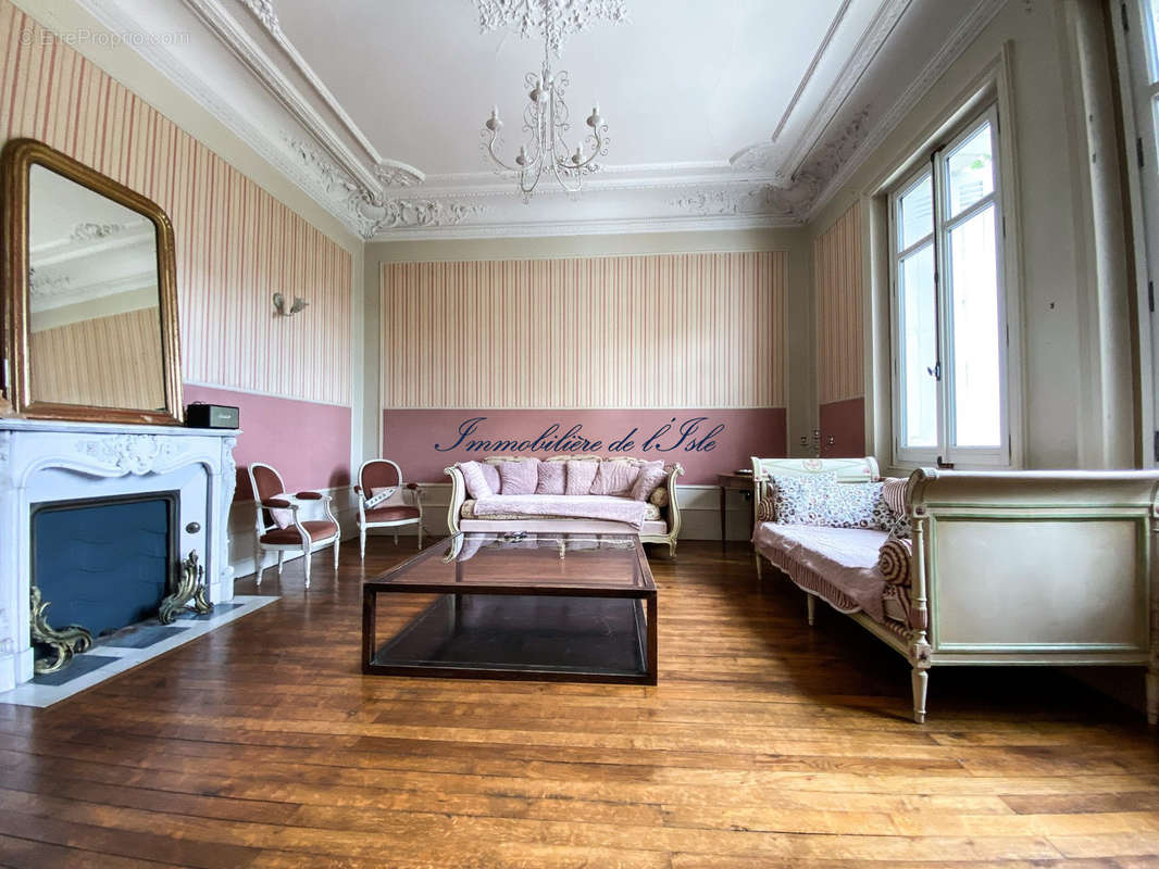 Maison à MARSAC-SUR-L&#039;ISLE