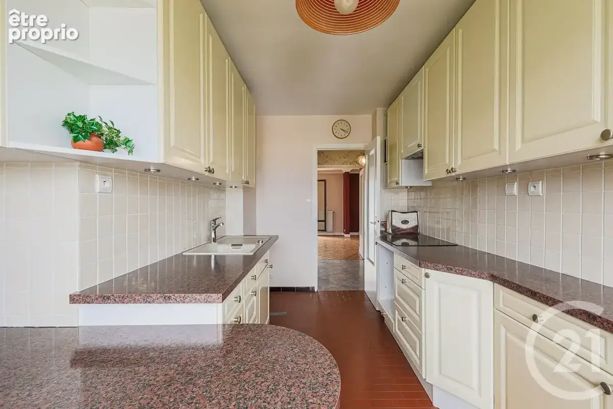 Appartement 5 pièces 123 m² à vendre à Grenoble (38100) - photo 9