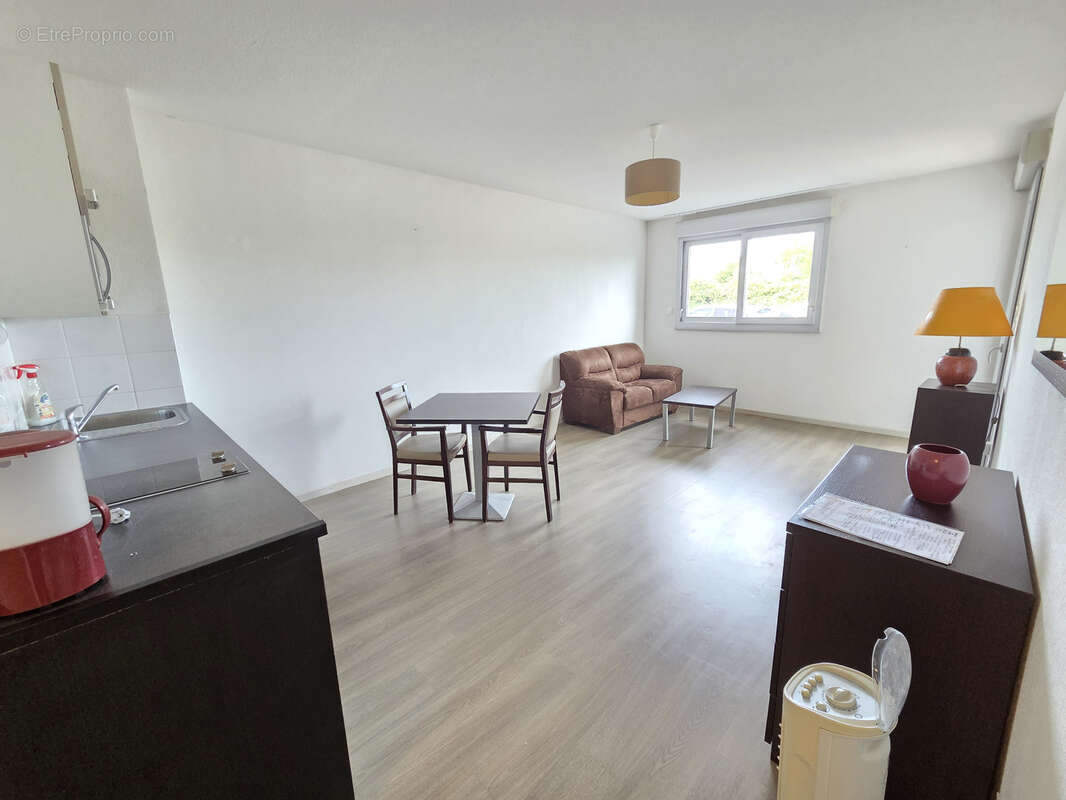 Appartement à YZEURE
