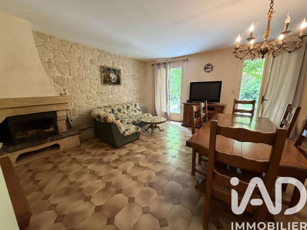 Photo 3 - Maison à SAINT-CIERS-D'ABZAC