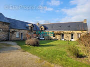 Maison à GRAND-AUVERNE