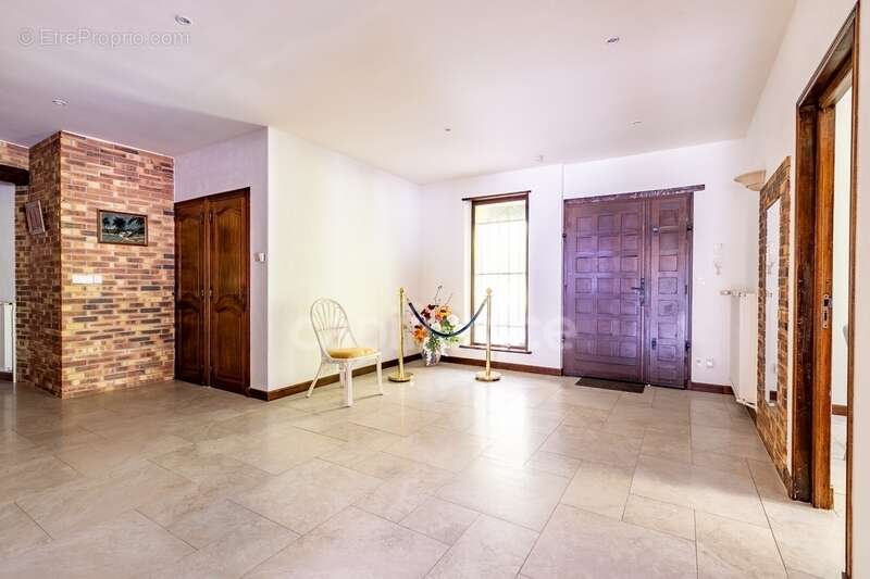 Maison à CHEZY-SUR-MARNE