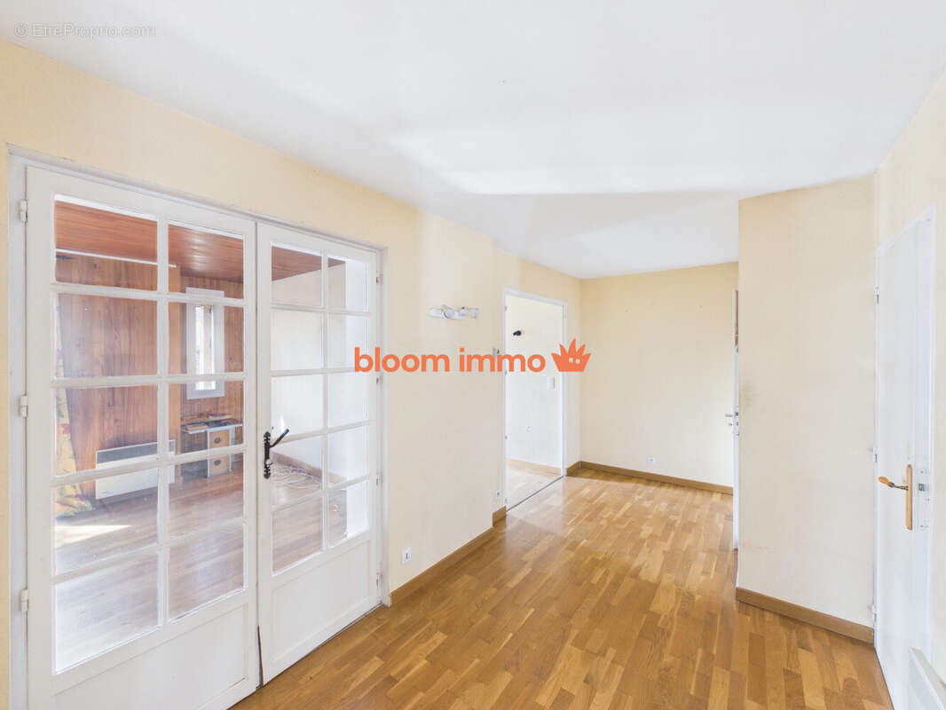 Appartement 78 m² à Sainte-Helene-Du-Lac  - photo 2