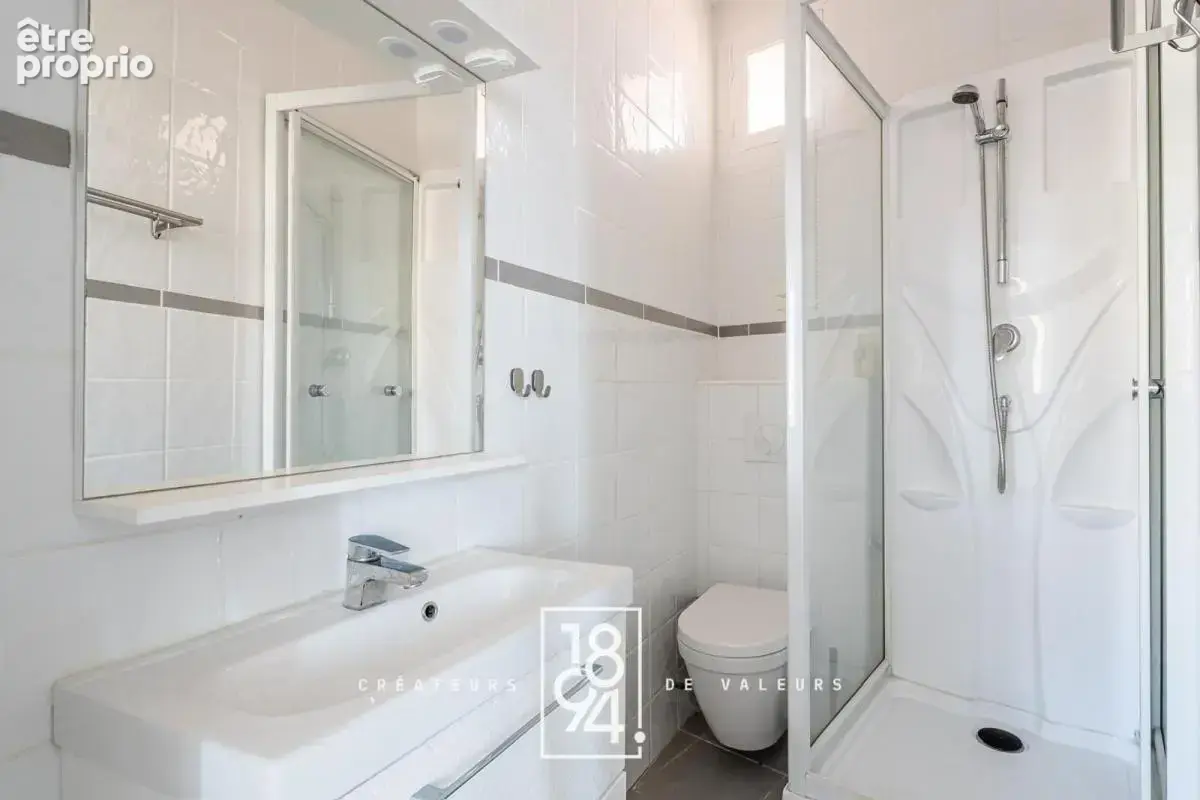 Duplex cassis 13260- au cœur du village- à 1 minute du port - photo 11