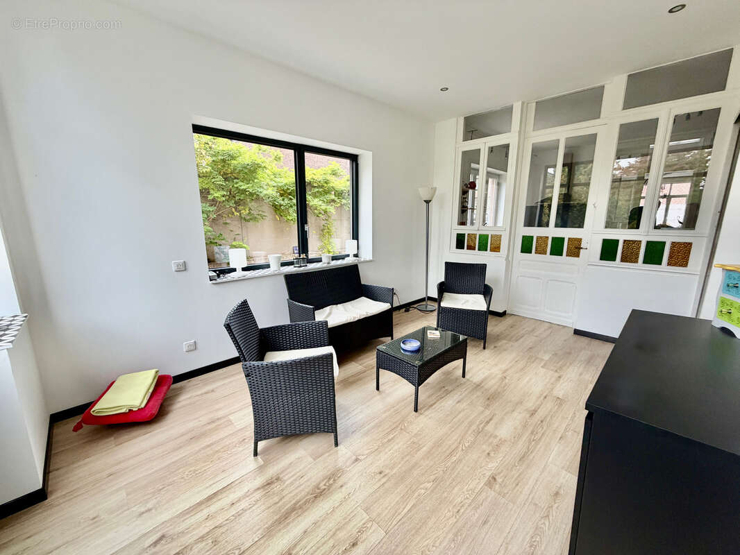 Maison à AUBERCHICOURT