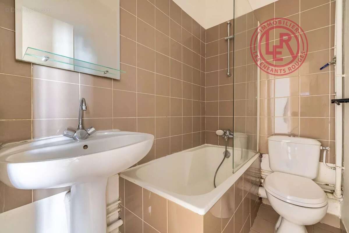 Appartement à PARIS-11E