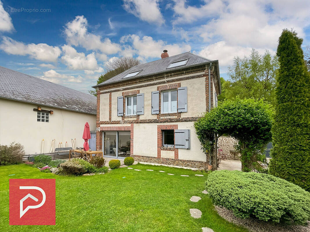 Maison à BERNAY