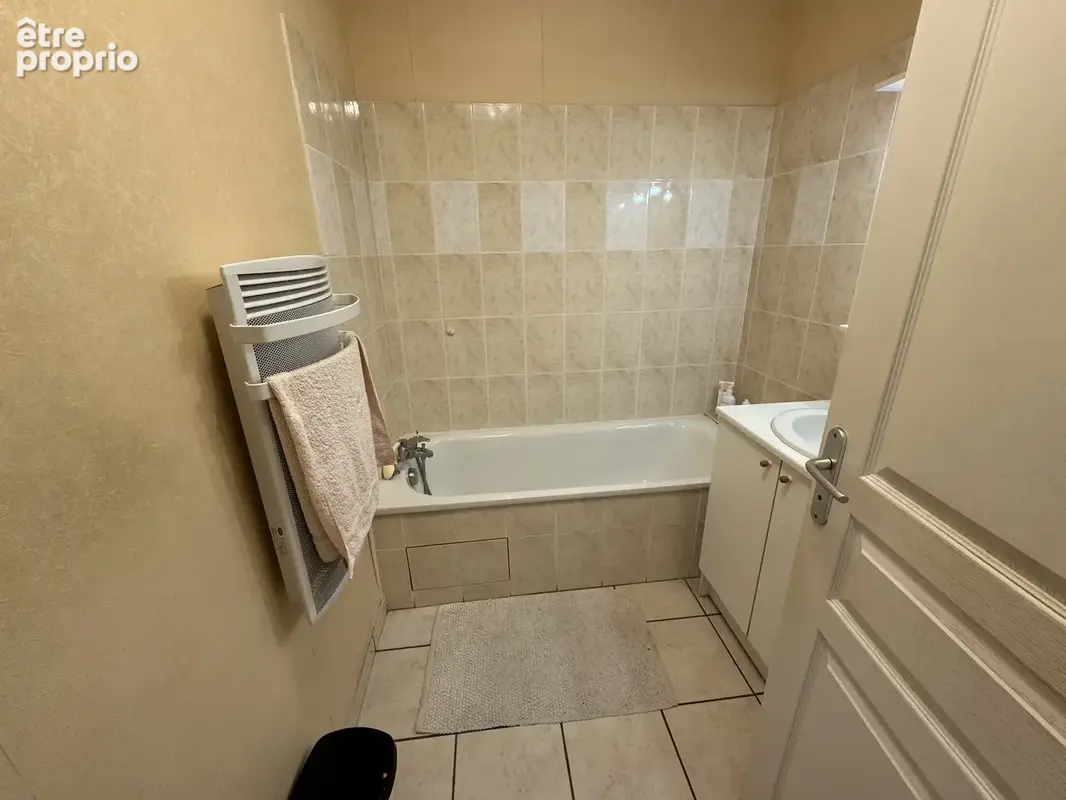 Appartement t4  118.70 m2 quartier marengo - photo 8