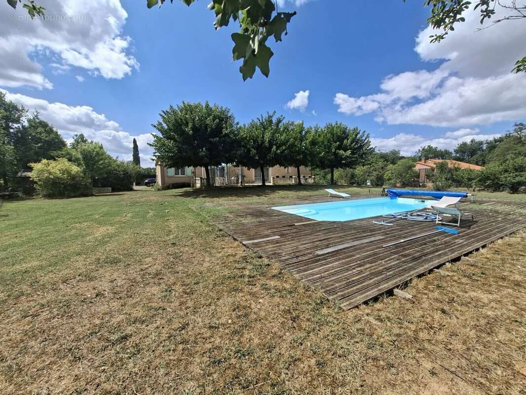 Maison à MONTDRAGON