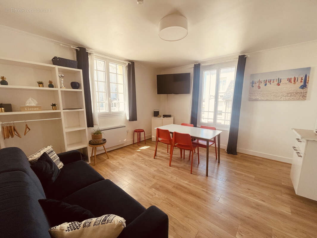 Appartement à TROUVILLE-SUR-MER