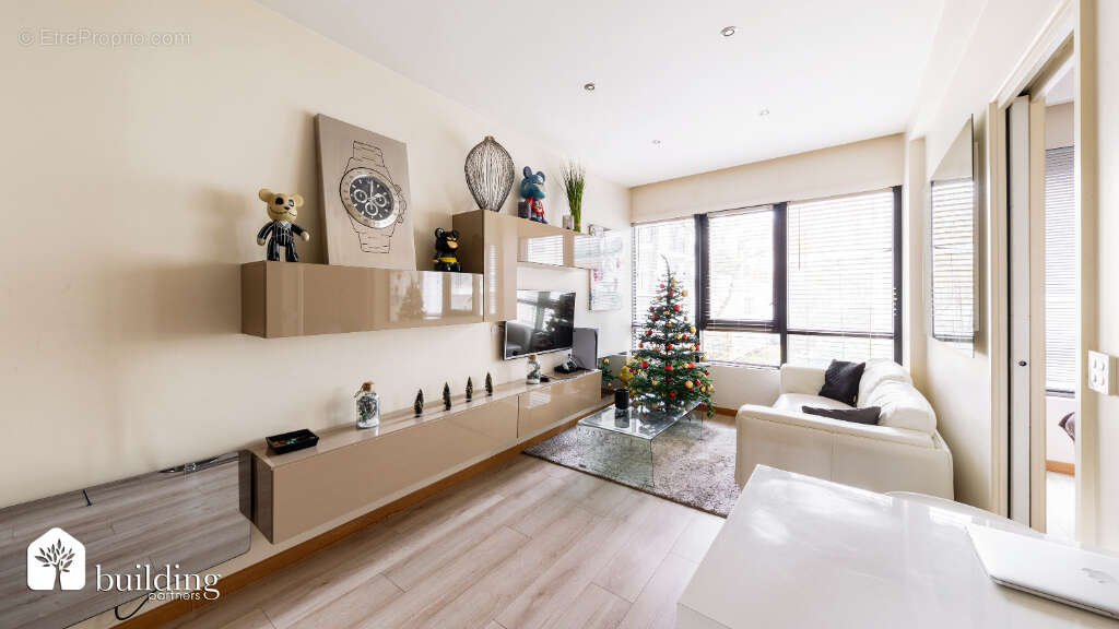 Levallois-Perret - Appartement 2 pièces de 38 m² décoré par architecte - photo 3