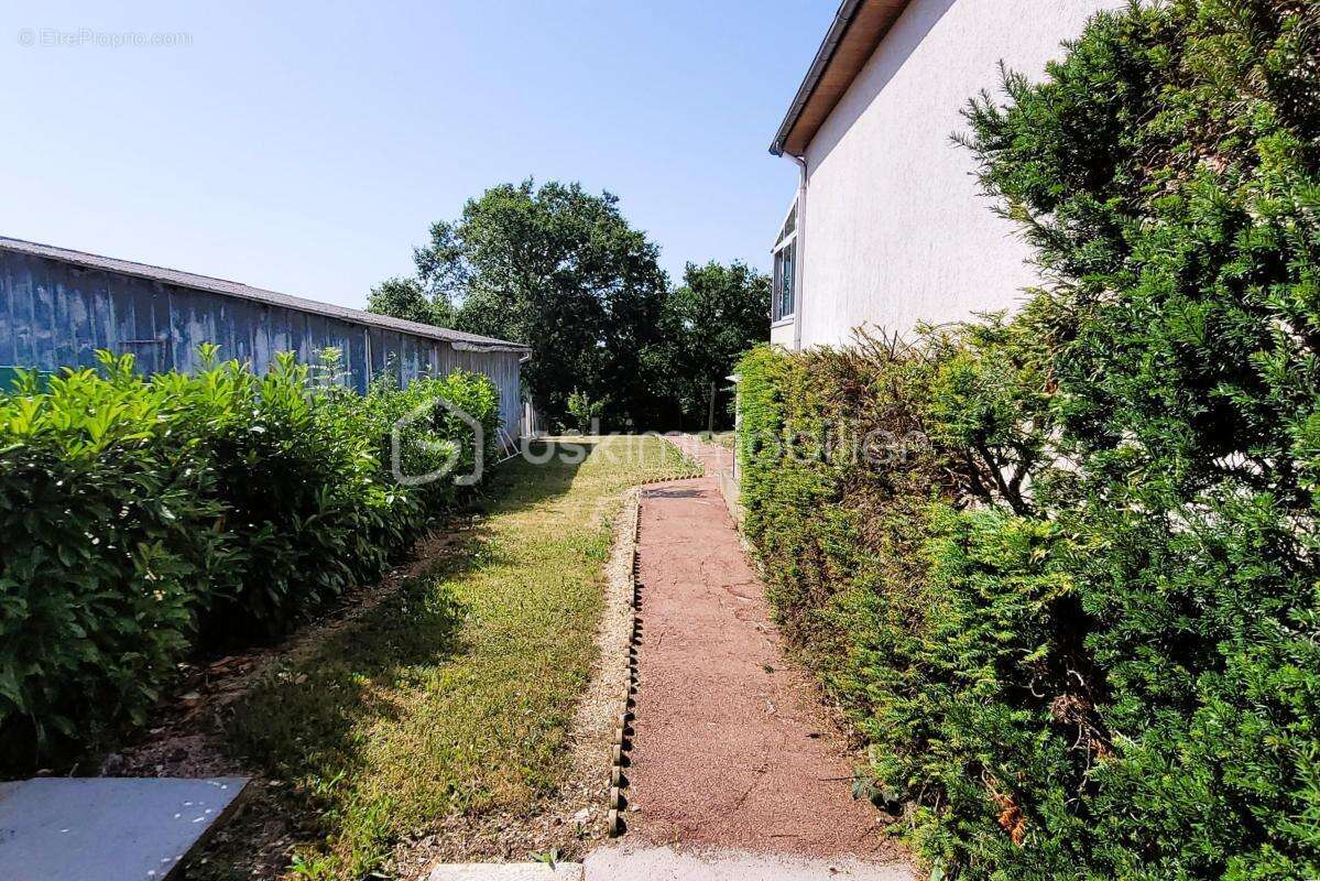 Maison entre ville et campagne - photo 21