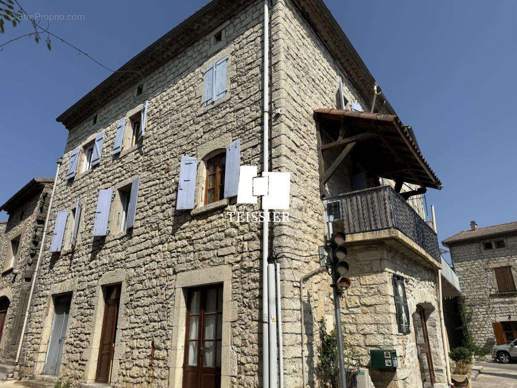 Sud Ardèche : 07460 Berrias & Casteljau , Maison de village ave - photo 12
