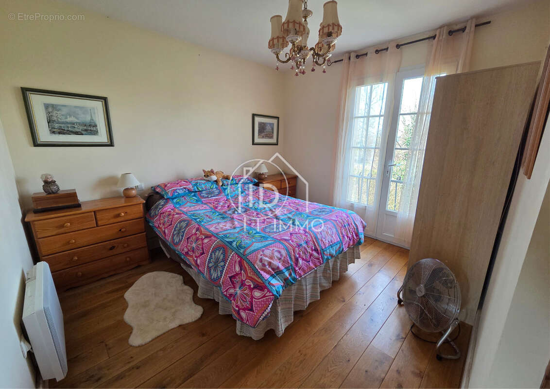 Maison à MONTPON-MENESTEROL